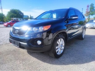 KIA SORENTO 2.2 CRDi LX Végig vezetett szervízkönyv!!!