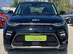 KIA SOUL EV 64kWh Gold LED / NAVI / KAMERA / SZERVIZKÖNYV!!