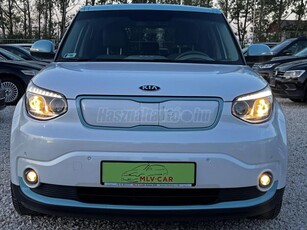 KIA SOUL EV CVT BŐR / ÜLÉS FŰT-HŰT / 2 KÁBEL / NAVI / KAMERA / GYÖNGYHÁZ FÉNY