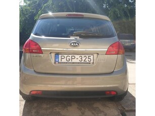 KIA VENGA 1.6 CVVT Navi