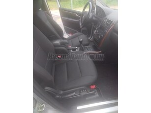 MERCEDES-BENZ A 150 Elegance Autotronic