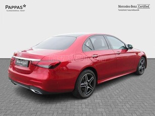 MERCEDES-BENZ E 220 d 4Matic 9G-TRONIC M.O.i . ISP . AMG Line !