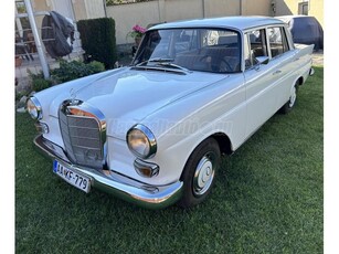 MERCEDES-BENZ W 110