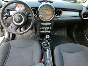 MINI MINI COOPER 1.6 D