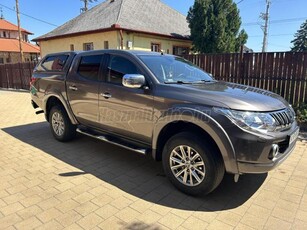 MITSUBISHI L 200 2.4 DI-D Instyle Navi