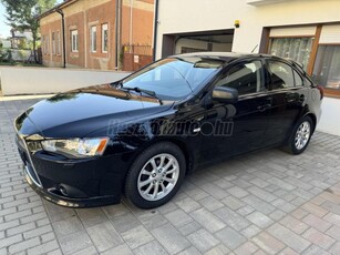 MITSUBISHI LANCER Sportback 1.6 Invite Special Xenon/Ülésfűtés/Radar/Szervizkönyv