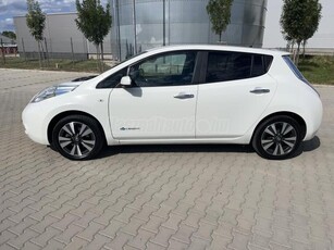 NISSAN LEAF Black 30 kWh (Automata) SÉRÜLÉSMENTES!