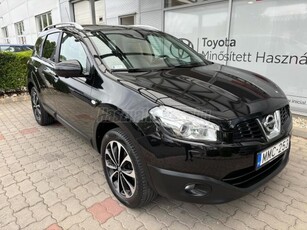 NISSAN QASHQAI Qashqai+2 2.0 Tekna 4WD Mo-i. vezetett szervizkönyv. 1 év főelem garancia