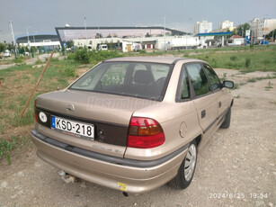 OPEL ASTRA F 1.6 16V GL