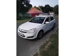 OPEL ASTRA H 1.6 Enjoy