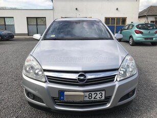 OPEL ASTRA H 1.6 Enjoy ++NAVI++AutómataKlíma++Tempomat++BőrMultikormány