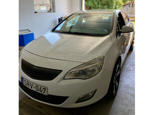 OPEL ASTRA J 1.6 Enjoy