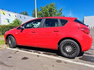 OPEL ASTRA J 1.6 Enjoy