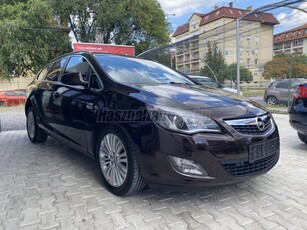 OPEL ASTRA J Sports Tourer 1.4 T Cosmo Nagyon szép állapot!