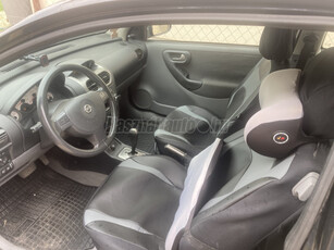 OPEL CORSA C 1.2 16V Sport