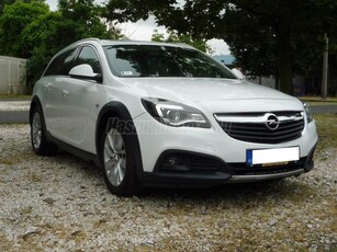 OPEL INSIGNIA Sports Tourer 2.0 CDTI AWD COUNTRY Start Stop !!!MOTORHIBÁS!!! PANORÁMATETŐ. 264000-KM. MAGYARORSZÁGI. 1.TULAJ. LEINFORMÁLHATÓ