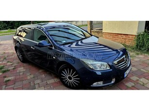 OPEL INSIGNIA Sports Tourer 2.0 CDTI Sport