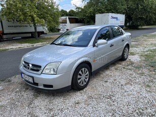 OPEL VECTRA 1.8 Cosmo 142 km