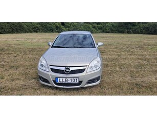 OPEL VECTRA C 1.9 CDTI Essentia