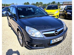 OPEL VECTRA Caravan 1.9 CDTI Essentia NAVI BŐR DUPLA DIGIT KLÍMA ÜLÉSFŰTÉS TEMPOMAT VONÓHOROG FRISS MŰSZAKI VIZSGA