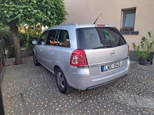 OPEL ZAFIRA Tourer 1.8 Selection (7 személyes )