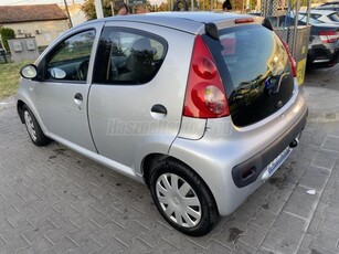 PEUGEOT 107 1.0 Move