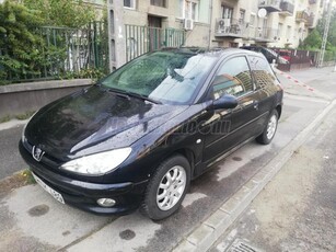 PEUGEOT 206 1.1 Color Line