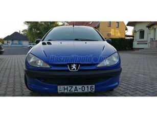 PEUGEOT 206 1.1 Presence