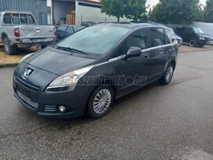 PEUGEOT 5008 1.6 HDi Access