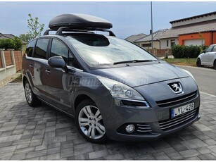 PEUGEOT 5008 2.0 HDi Premium Pack