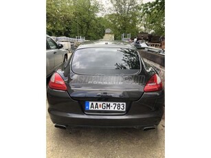 PORSCHE PANAMERA PDK