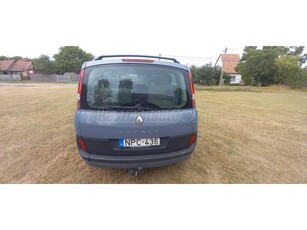 RENAULT ESPACE 2.2 dCi Expression