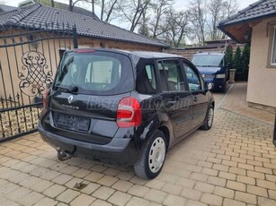 RENAULT GRAND MODUS 1.2 16V Authentique