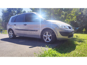 RENAULT GRAND SCENIC Scénic 1.5 dCi Dynamique