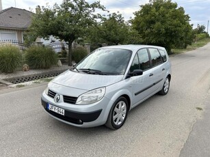 RENAULT GRAND SCENIC Scénic 1.6 Dynamique Plus 7 SZEMÉLYES SZÉP ÁLLAPOTBAN