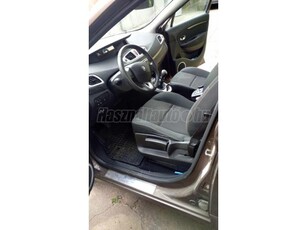 RENAULT GRAND SCENIC Scénic 1.9 dCi Dynamique EURO5