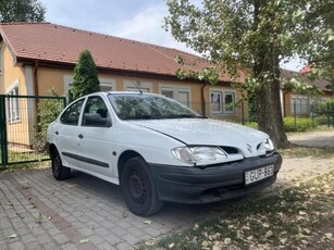 RENAULT MEGANE 1.4 RL