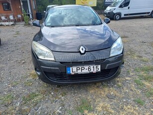 RENAULT MEGANE 1.4 TCe Expression Klíma.abs.150000 km