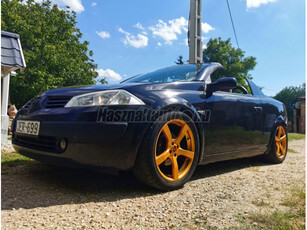 RENAULT MEGANE CC 2.0 Privilege