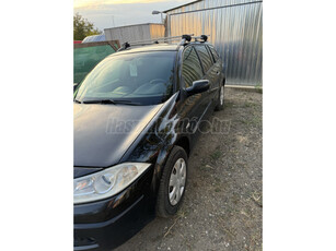 RENAULT MEGANE Grandtour 1.6 Dynamique