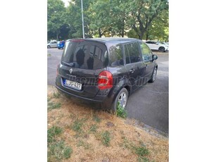 RENAULT MODUS Grand1.5 dCi Dynamique