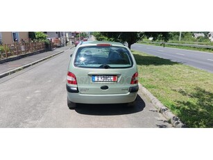 RENAULT SCENIC Scénic 1.4 Authentique Plus