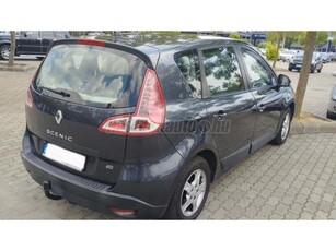 RENAULT SCENIC Scénic 1.5 dCi Voyage