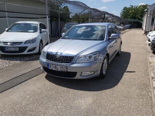 SKODA OCTAVIA 1.4 TSI Ambiente 2010 es Modell 184000 km Garantált