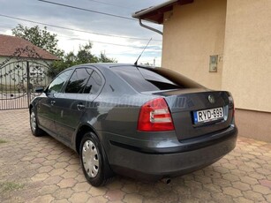 SKODA OCTAVIA 1.6 Ambiente