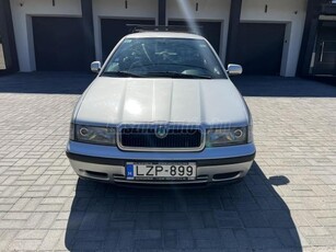 SKODA OCTAVIA Combi 1.6 Ambiente