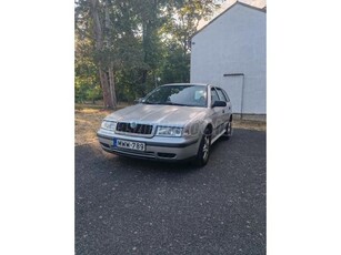 SKODA OCTAVIA Combi 1.9 TDI SLX Klíma .4 elektromos ablak stb