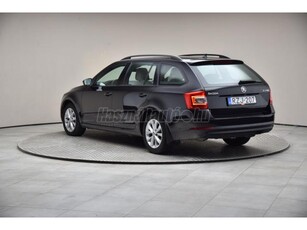 SKODA OCTAVIA Combi 2.0 TDI SCR Style DSG MAGYAR-1.TUL-LED-SMARTLINK-Ü.FŰTÉS-KEYLESS-SÁVTARTÓ-92e KM