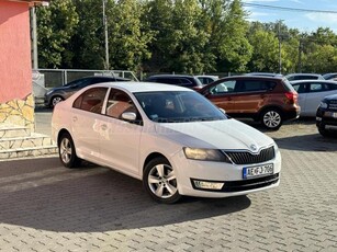 SKODA RAPID 1.6 CR TDI Style 15K ÚJSZGUMI TEMP VEZCS DISTR S&S DKLÍMA NAVI RSWING HIFI ISOFIX EU6