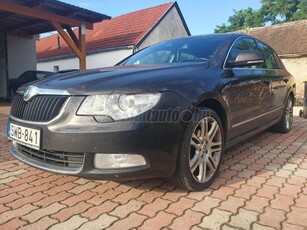 SKODA SUPERB 1.9 PD TDi Elegance Szervizkönyves!